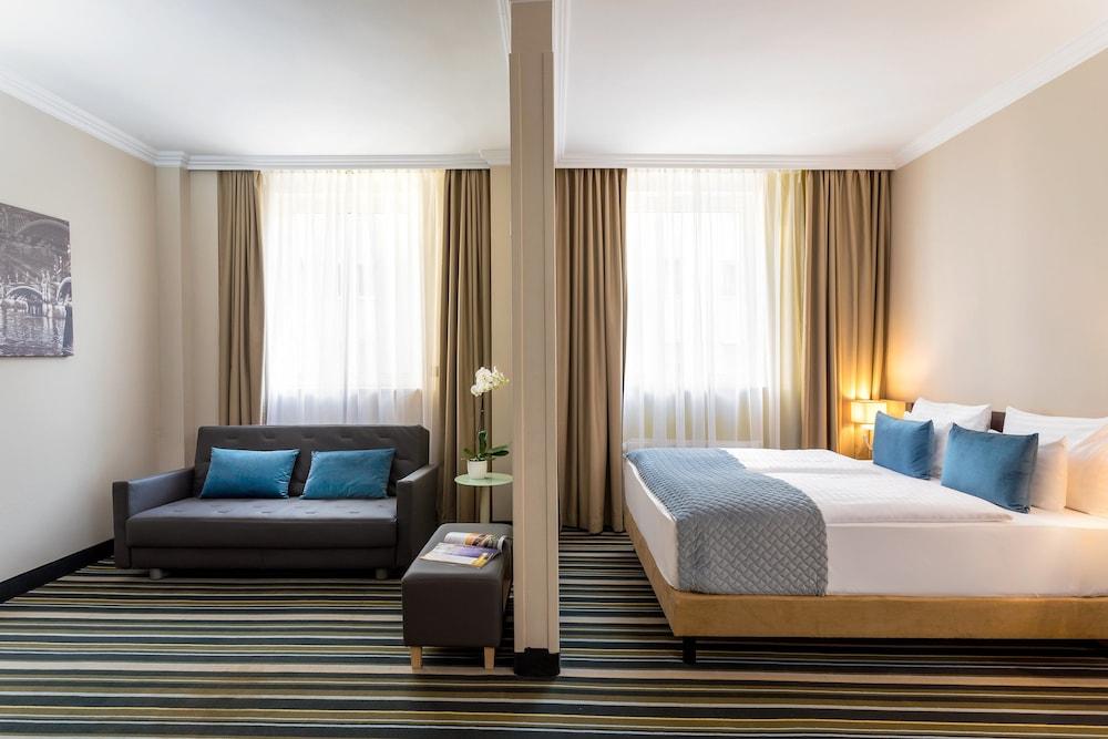 Leonardo Hotel 4*