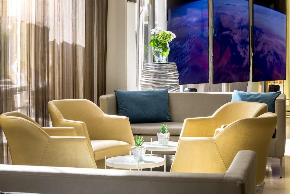 Leonardo Hotel