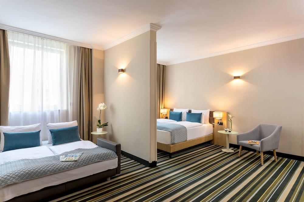 Hotel Leonardo